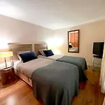 Pierre Charron L Апартаменты