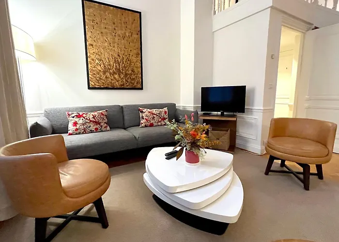 Pierre Charron L Apartmán *